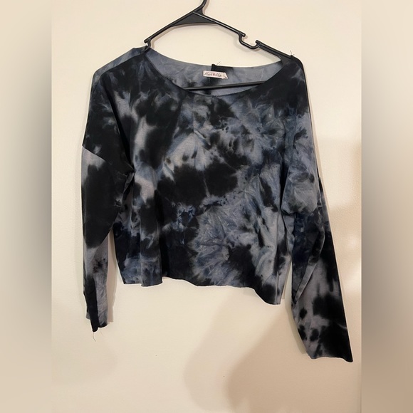 Women's tops - Picture 4 of 7